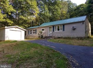 70 Cedar St, Mount Holly Springs, PA 17065