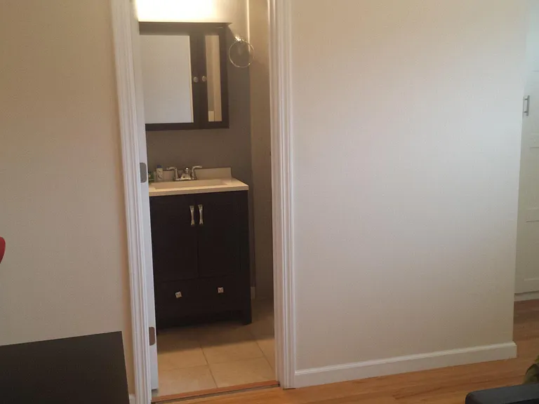 357 Hawthorne Ave #C — Photo 25