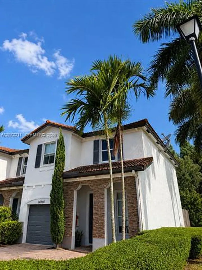 14701 SW 22nd Ter th 14701, Miami, FL 33185 — Photo 2