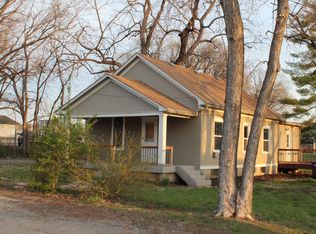 2400 Stagg Hill Rd, Manhattan, KS 66502