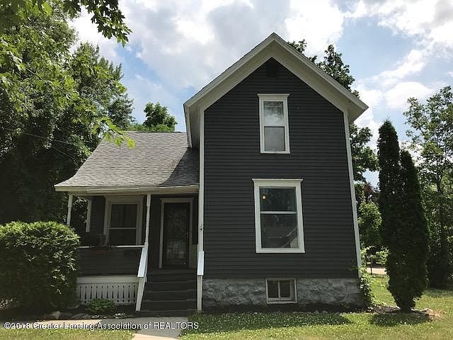 1st image of 131 Lloyd St