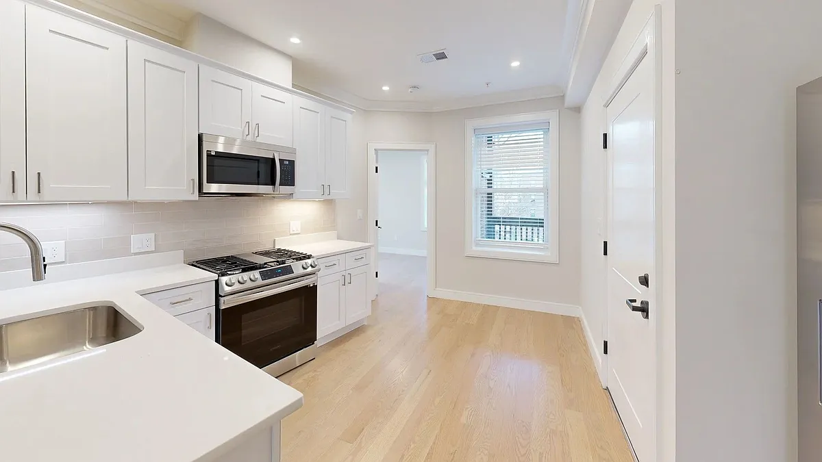 Building Photo - 151 Allston St #16