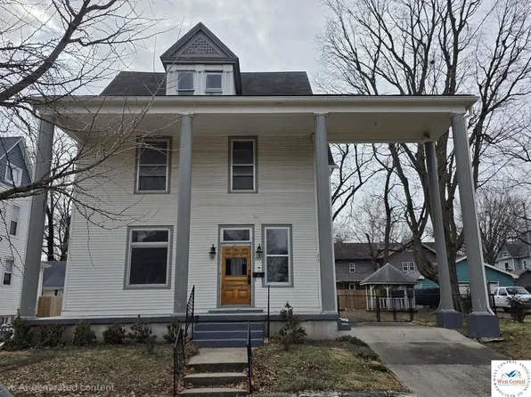 709 W 5th St, Sedalia, MO 65301