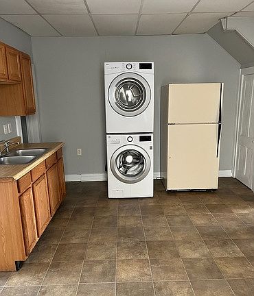 3rd image of 1934 Buffington Ave