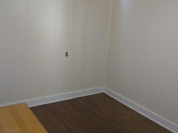 4th image of 1245 Western Ave #1-R