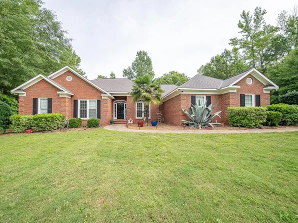 332 Belfair Dr, Ellerslie, GA 31807