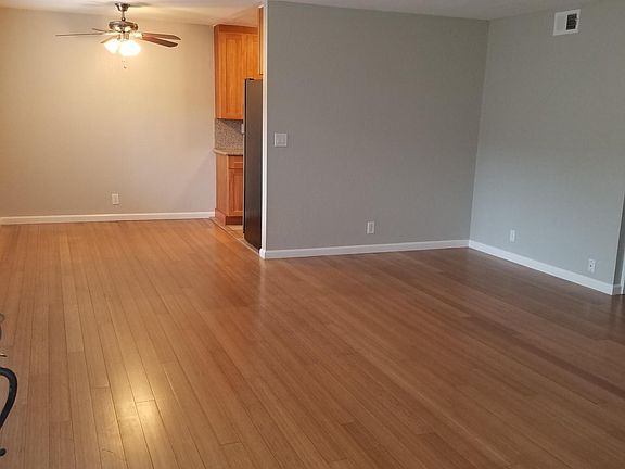 4th image of 1147 Garfield Ave APT 11