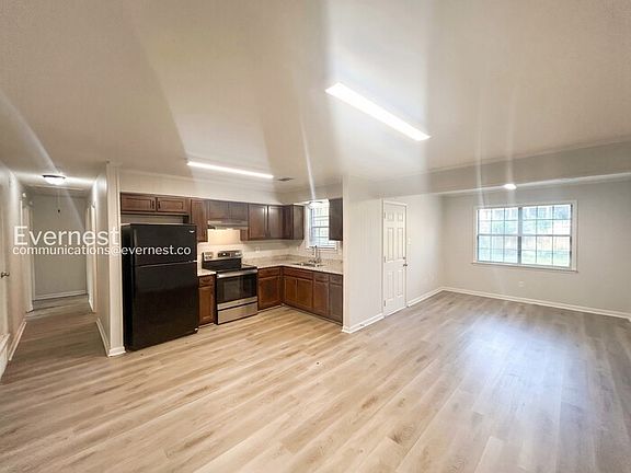 3rd image of 8328 Dottley Dr