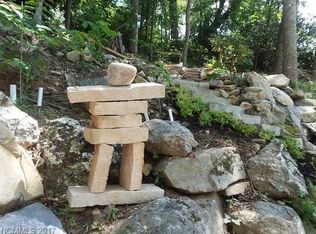 104 Castanea Mountain Dr, Asheville, NC 28803