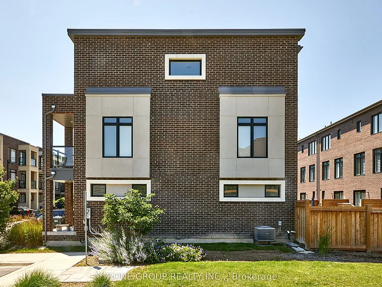 133 Moneypenny Pl N — Photo 2