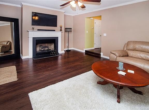 3rd image of 4295 Melrose Club Dr
