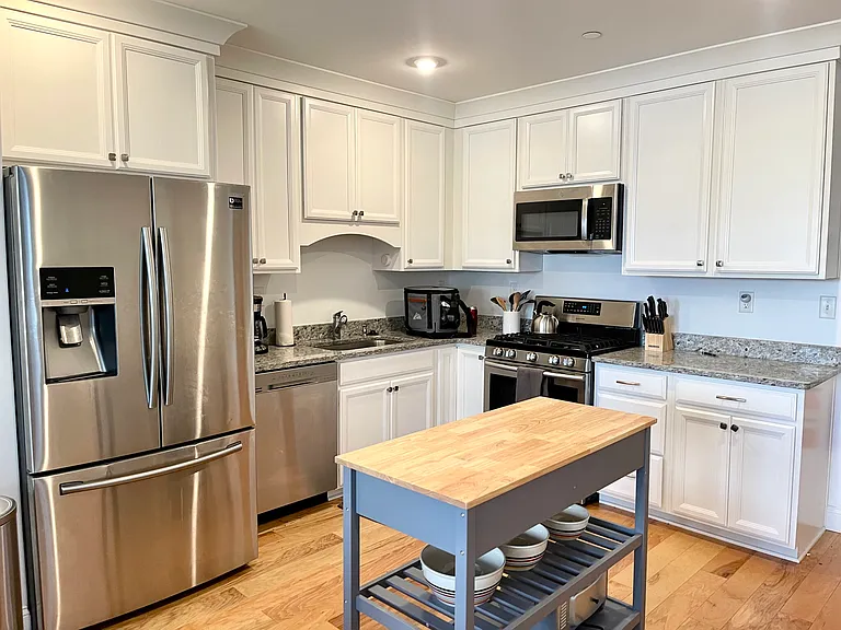 1008 Tremont St #2 — Photo 4