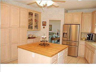 3rd image of 6637 Tidewater Dr