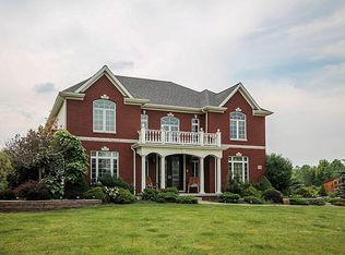 7060 Mystic Ct, Clarence Center, NY 14032