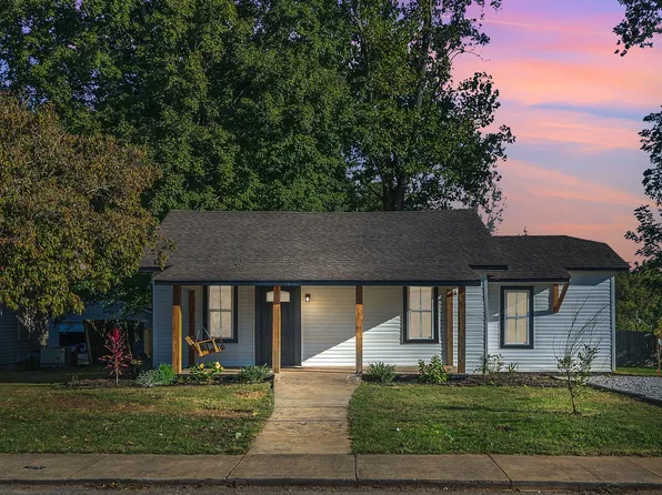 402 England St E, Cowan, TN 37318