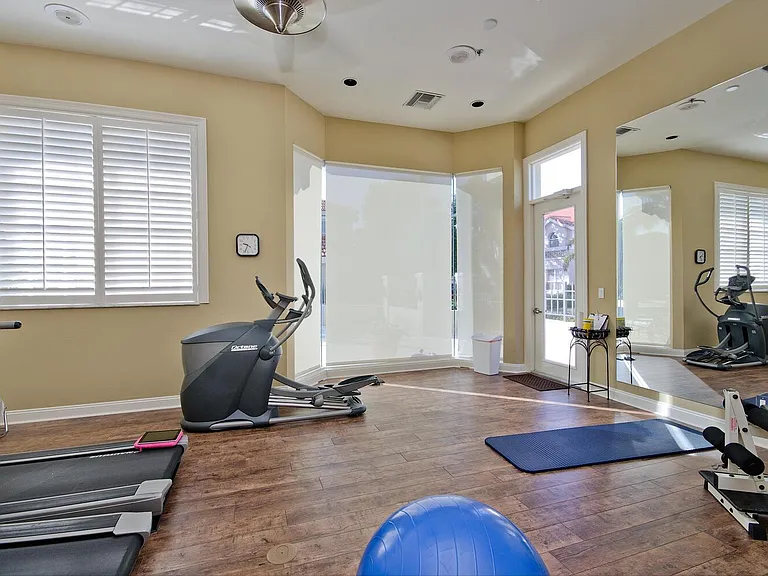 157 Colonade Cir #1002 — Photo 12