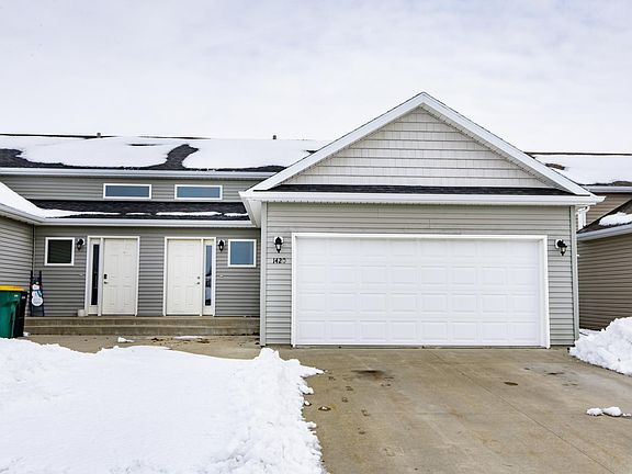 2nd image of 1420 Goldenwood Dr