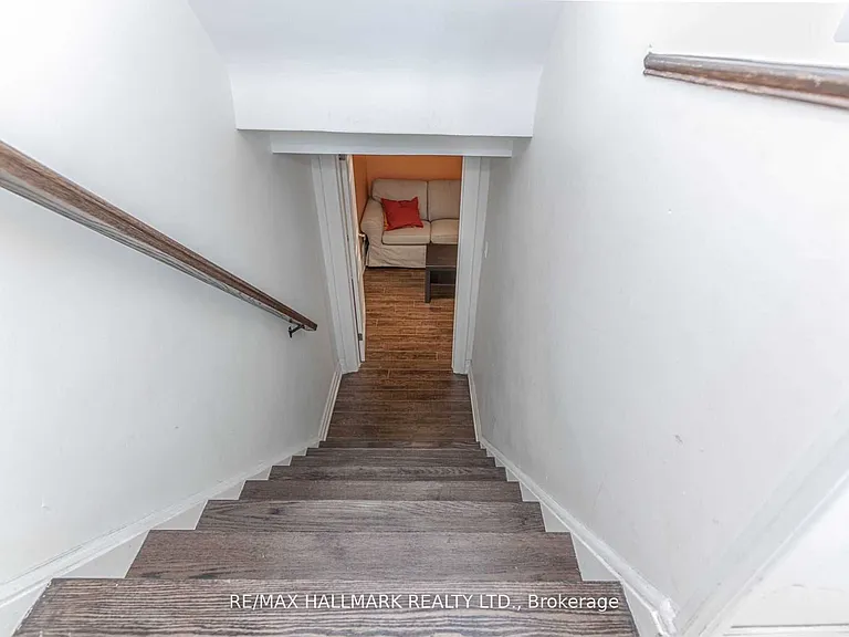 283 Taylor Mills Dr N #BASEMENT — Photo 2