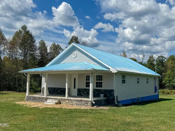 4140 Ditney Trl, Pioneer, TN 37847