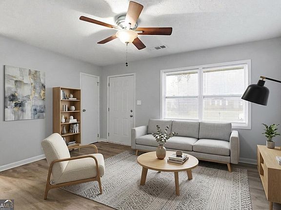 3rd image of 265 Hummingbird Way