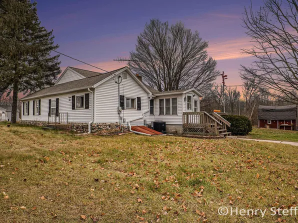 13230 Ritchie Ave NE, Cedar Springs, MI 49319