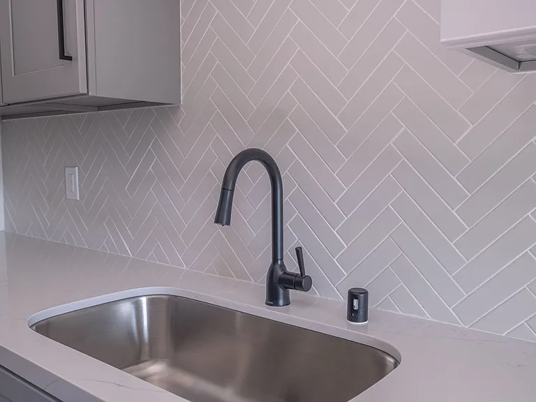 17901 Crenshaw Blvd Residences — Photo 8