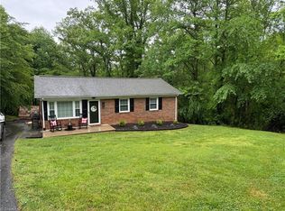145 Sable Ave, Mount Airy, NC 27030