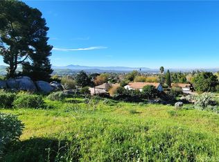 2935 Galaxie Heights Rd, Riverside, CA 92507