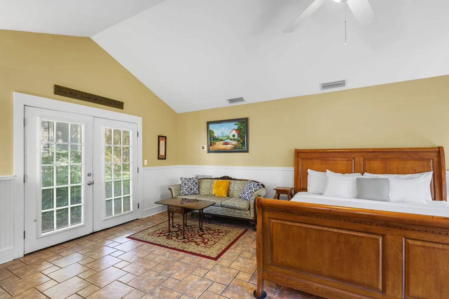 Studio, 1.0 bath, 322 sqft, $3,597 — Photo 1