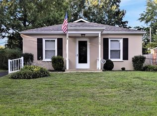 7705 Garden Ave, Saint Louis, MO 63119