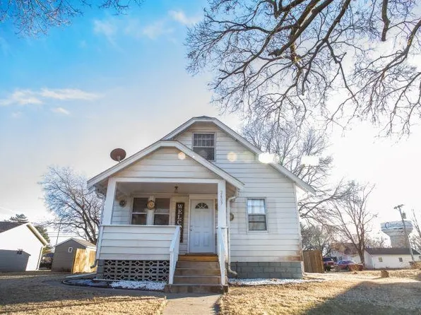 2609 8th St, Columbus, NE 68601