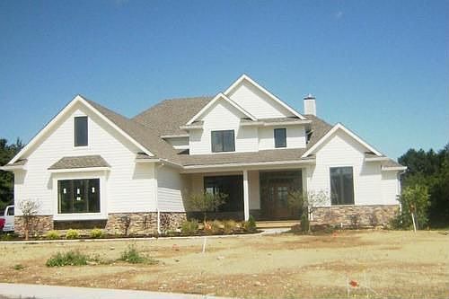 2nd image of 731 Abercorn Ct