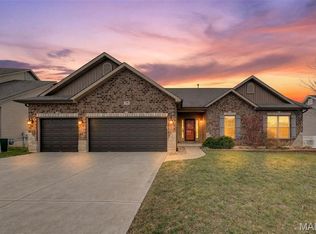 219 Lonepine Dr, Wentzville, MO 63385