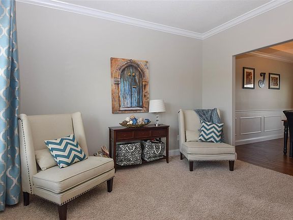 2nd image of 10853 N Glenfield Dr