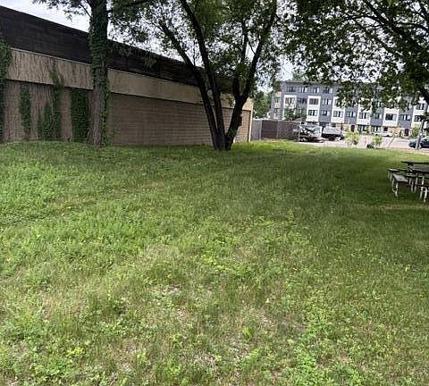 3rd image of 1113 3RD STREET S S