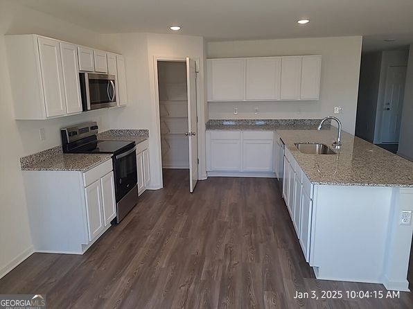 1041 Clifton Ct