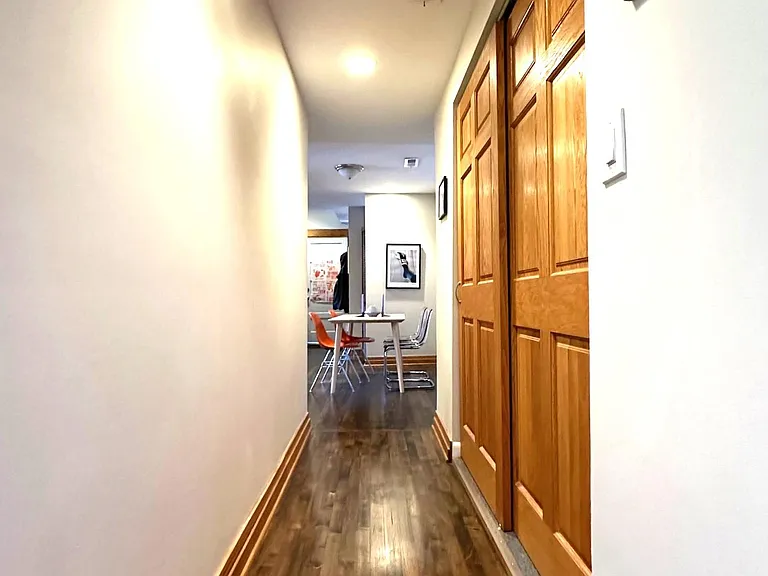 2649 N Sacramento Ave #1 — Photo 8