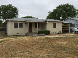 628 30th St, Paso Robles, CA 93446