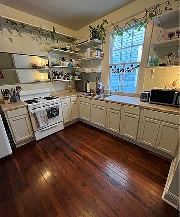 5th image of 4512 S Miro St