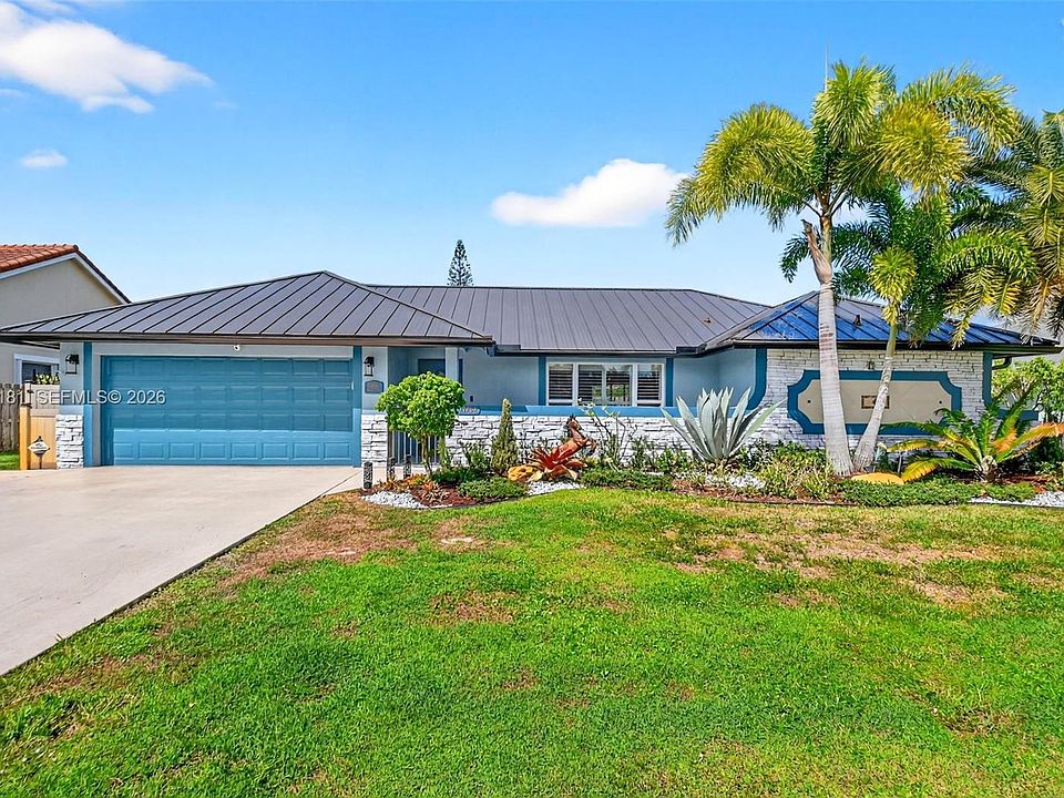 1st image of 13808 Geranium Pl