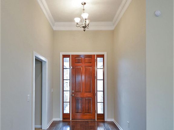 5th image of 296 Water Oak Ln