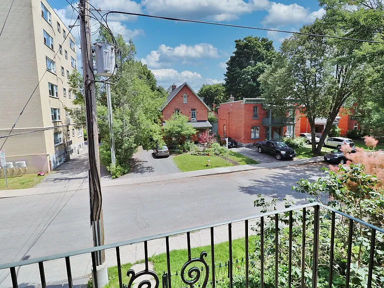 16 Sweetland Ave #3 — Photo 14