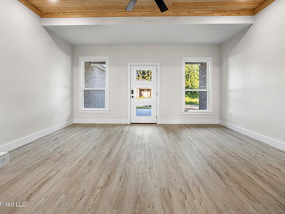 5th image of 1788 Granhurst St