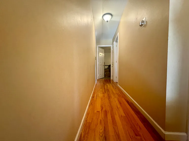 62 Poplar Ave #1 — Photo 14