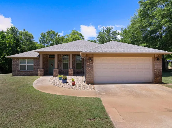 25337 Country Club Rd, Gladewater, TX 75647