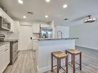 6725 Old Farm Trl, Boynton Beach, FL 33437