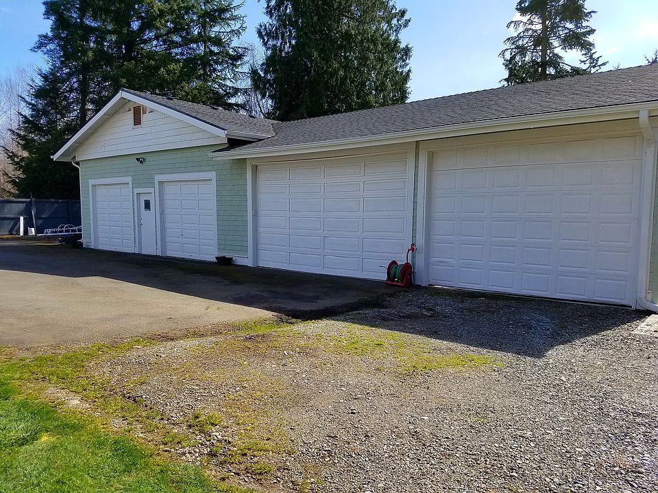 1st image of 12410 40th Ave E