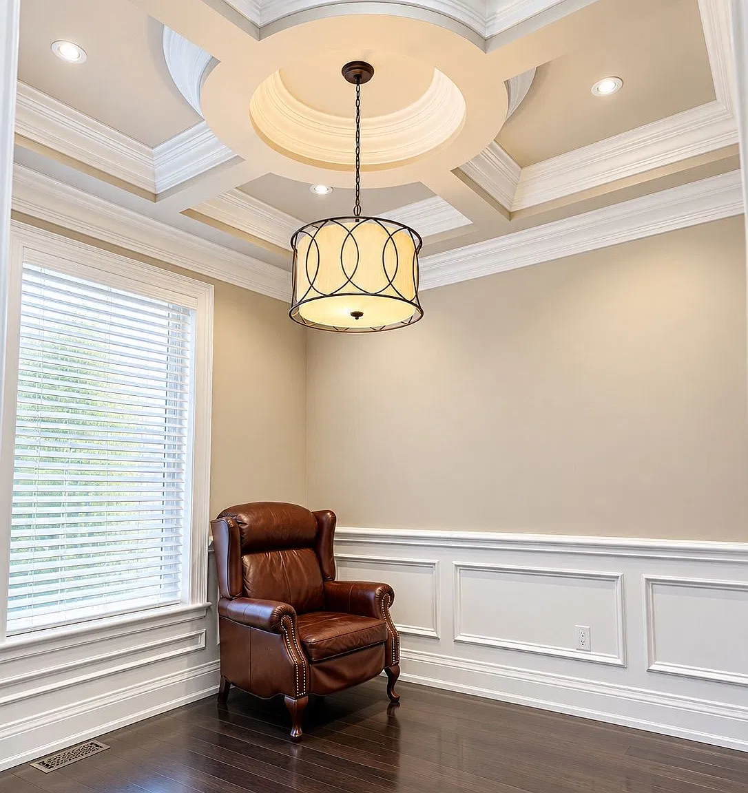 4 bed, $5,300 — Photo 2