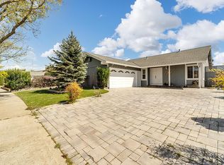 8230 Mayhews Landing Rd, Newark, CA 94560