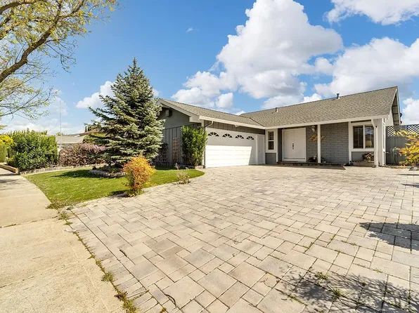 8230 Mayhews Landing Rd, Newark, CA 94560